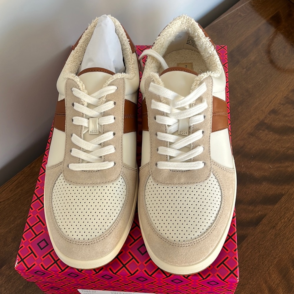 Hank Court Tory Burch Sneaker NIB Sz 9